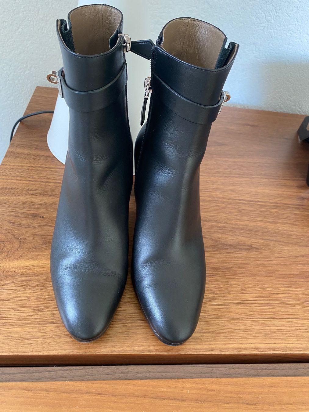 Chaussures femmes: Hermès bottines – D'occasion à Troinex par Lilyrose01 3