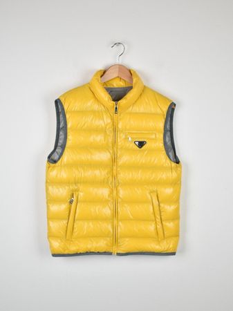 Prada Daunengilet Gr.50, gelb/Lack Nylon
