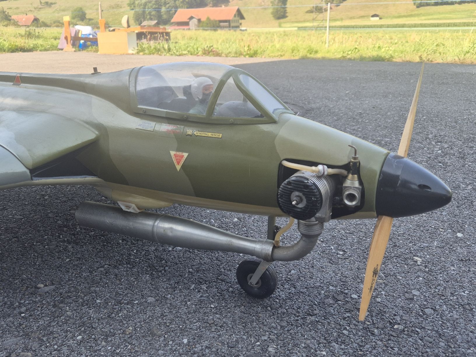 Modellismo RC: Meier Hawker Hunter MK 58 – Usato da Wattenwil venduto da hps_z6w9 4