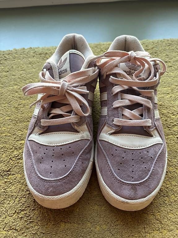 Scarpe da uomo: Adidas Schuhe Gr. 40 – Usato da Bern venduto da nicole.o 1