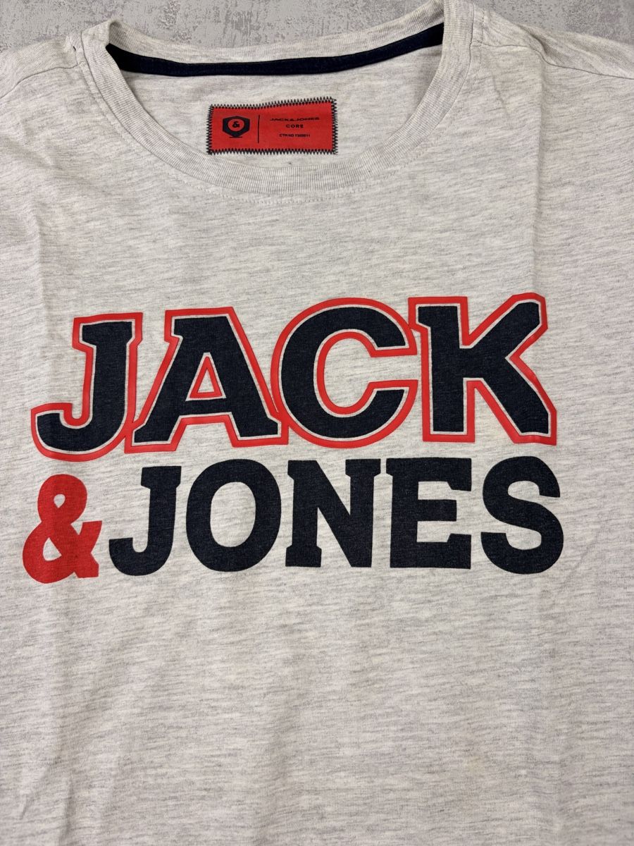 Jack & Jones T-shirt: T-shirt Jack & Jones Gris clair - Taille S – Usato da Neuchâtel venduto da aliceguins 2