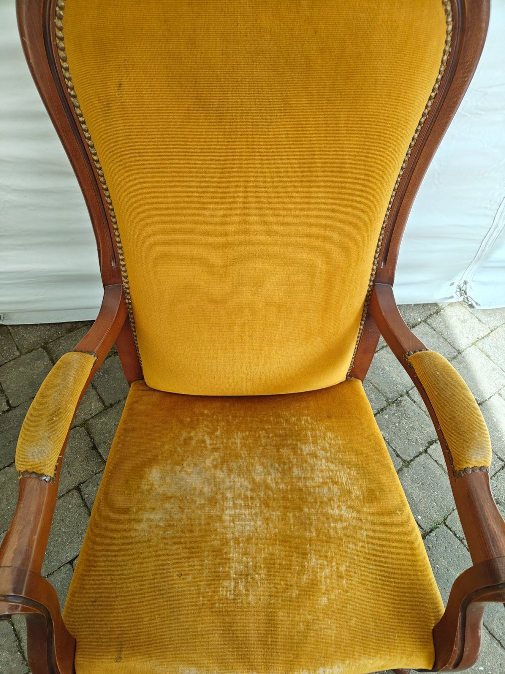 Poltrone: Antiker Sessel gelb – Usato da Luzern venduto da osw_952s 3