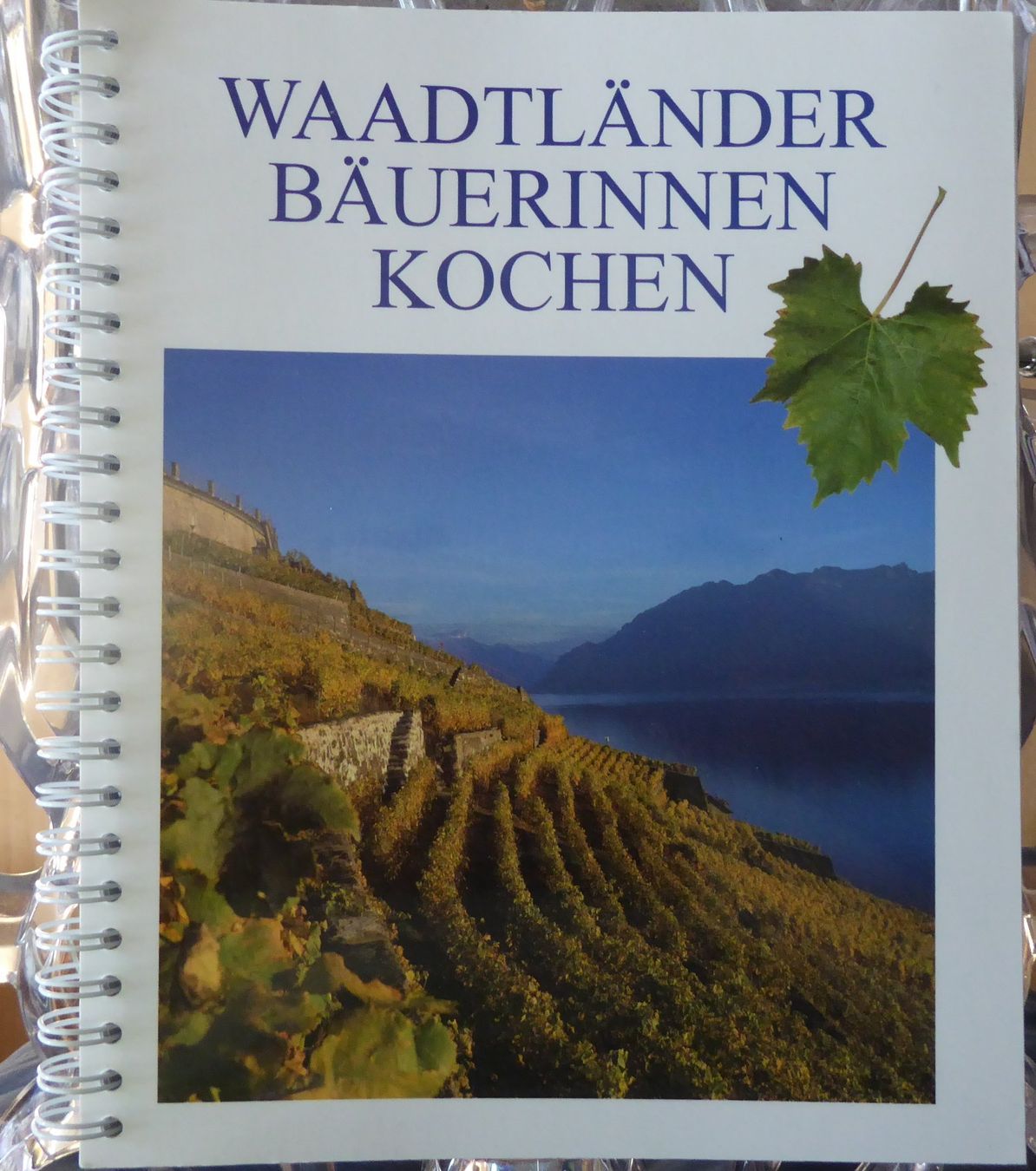 Libri: Waadtländer Bäuerinnen Kochen – Usato da Gossau SG venduto da tenerife11