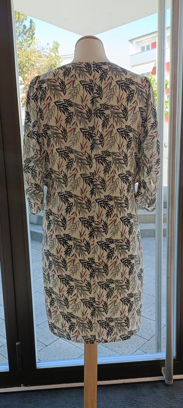 Essentiel Antwerp Vestiti: Seidenkleid Essenteil Antwerp, Grösse 38 – Usato da Zollikofen venduto da Proseco 1