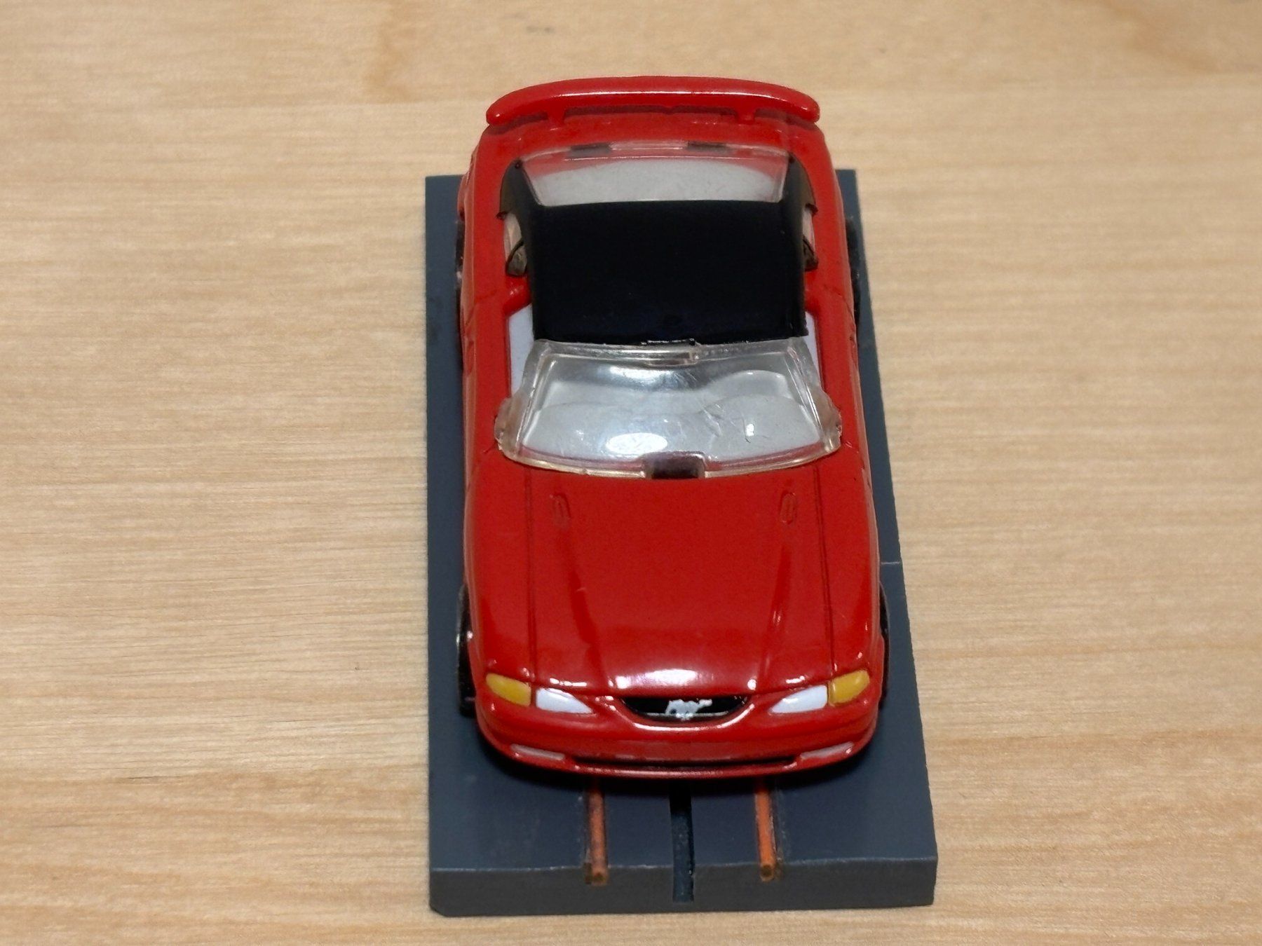 Piste: LifeLike Ford Mustang rot – Nuovo (secondo la descrizione) da Bülach venduto da h0slotch 7