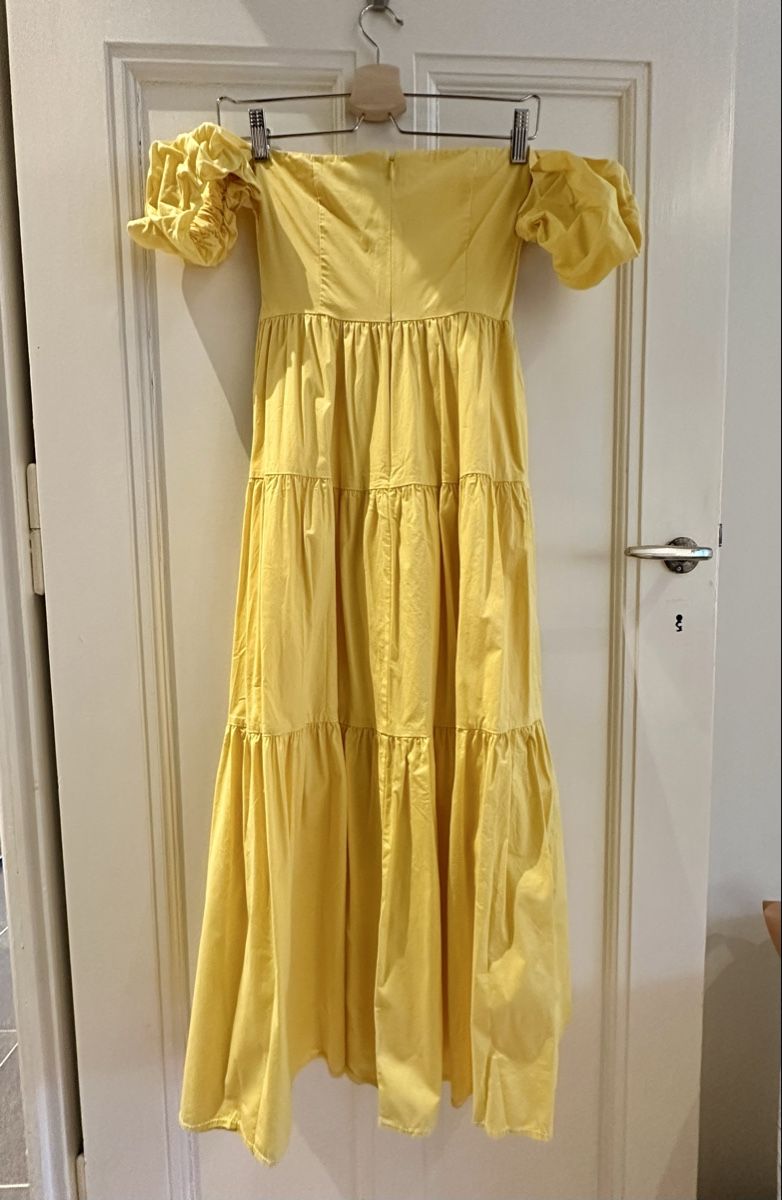 Vestiti: Staud Elio Off-Shoulder Midi Dress – Nuovo (secondo la descrizione) da Genève venduto da gra_xlk7 3