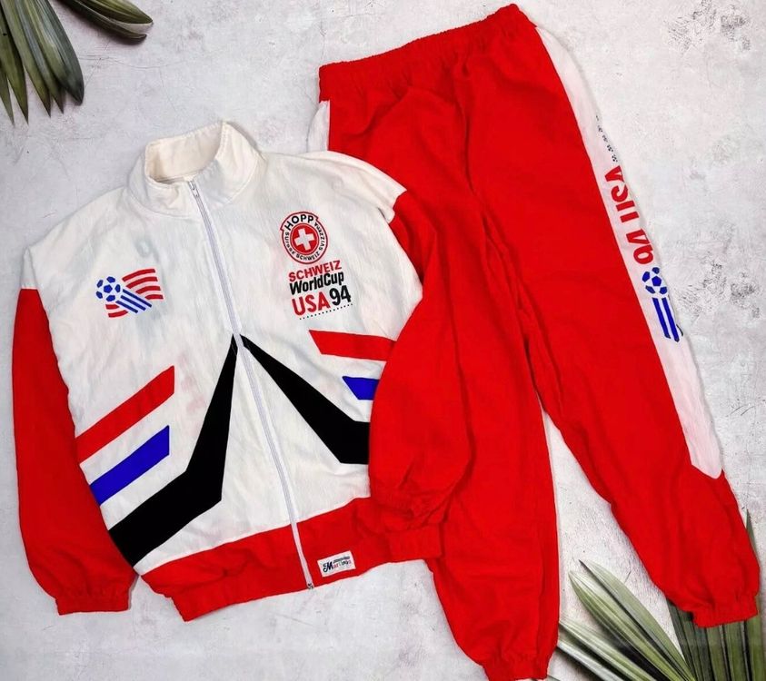 In Defence Of England Fans Sporting The Cross Of St George - Channel 4 News - Foto 6