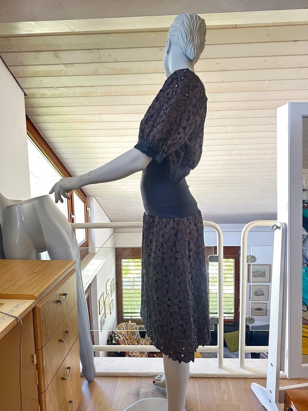 Vestiti: Seidenkleid von GOLD HAWK – Usato da Neuhausen venduto da Lechasseur 2