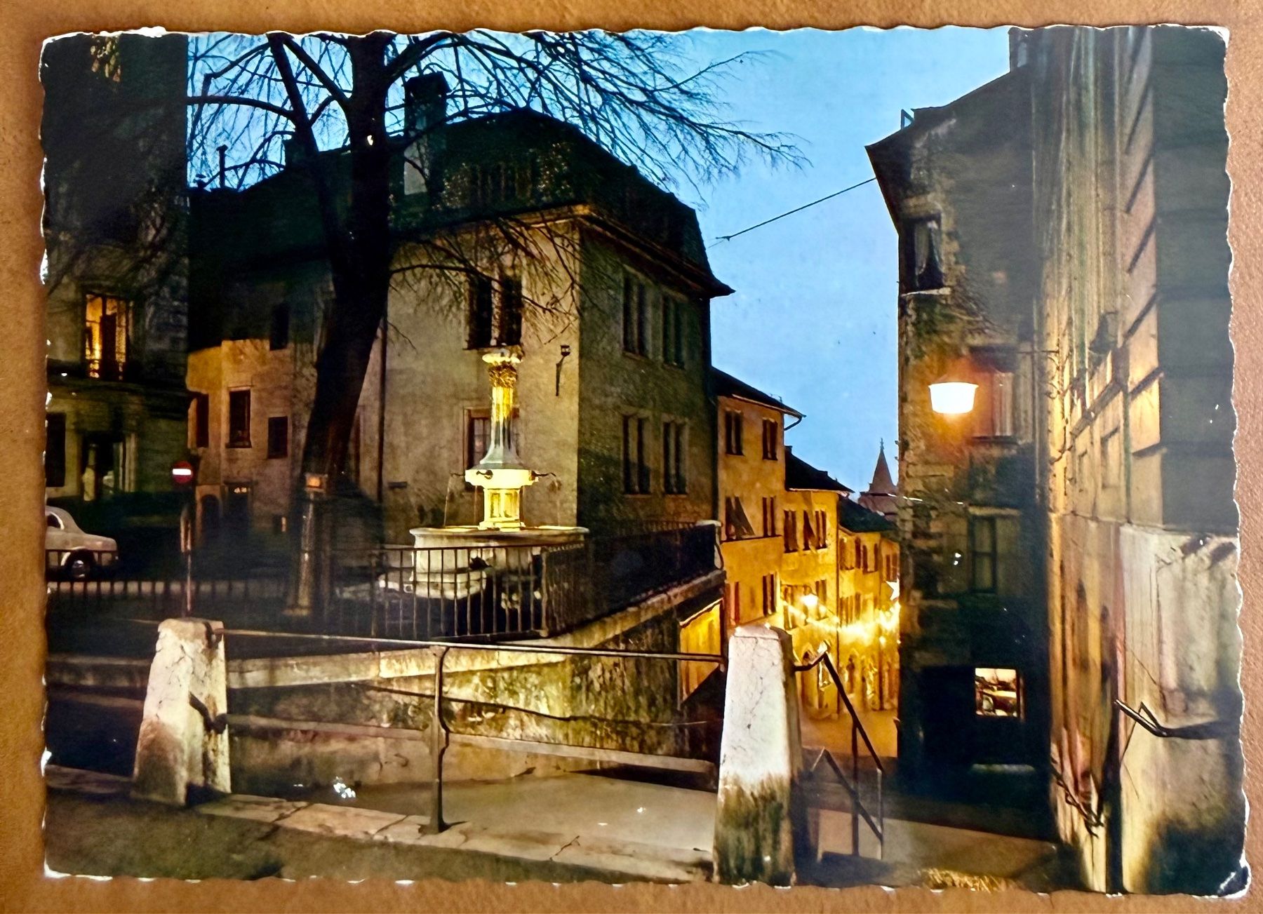 Ansichtskarten: Genève - La rue du Perron le soir – Gebraucht aus Lutry von Ediego