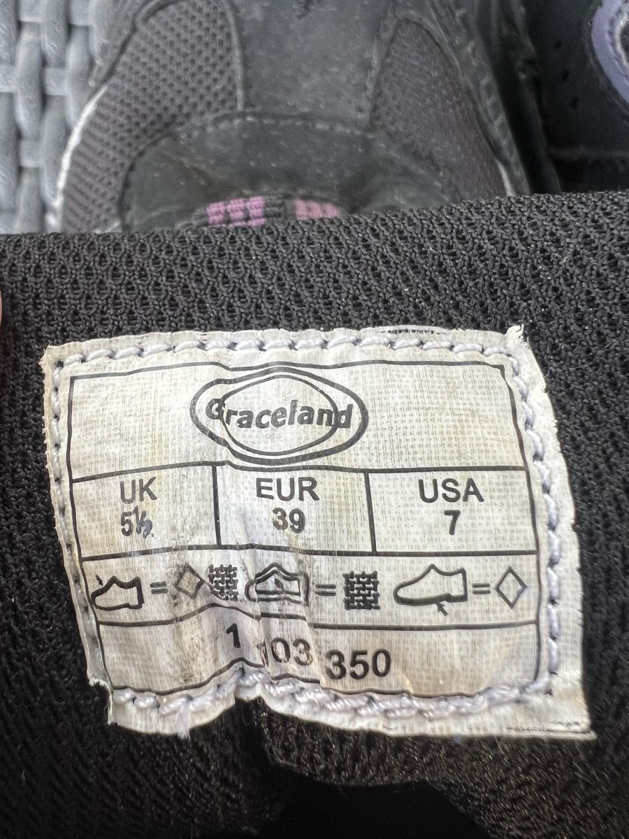 Chaussures femmes: Wanderschuhe – D'occasion à Bülach par Cucculi 3