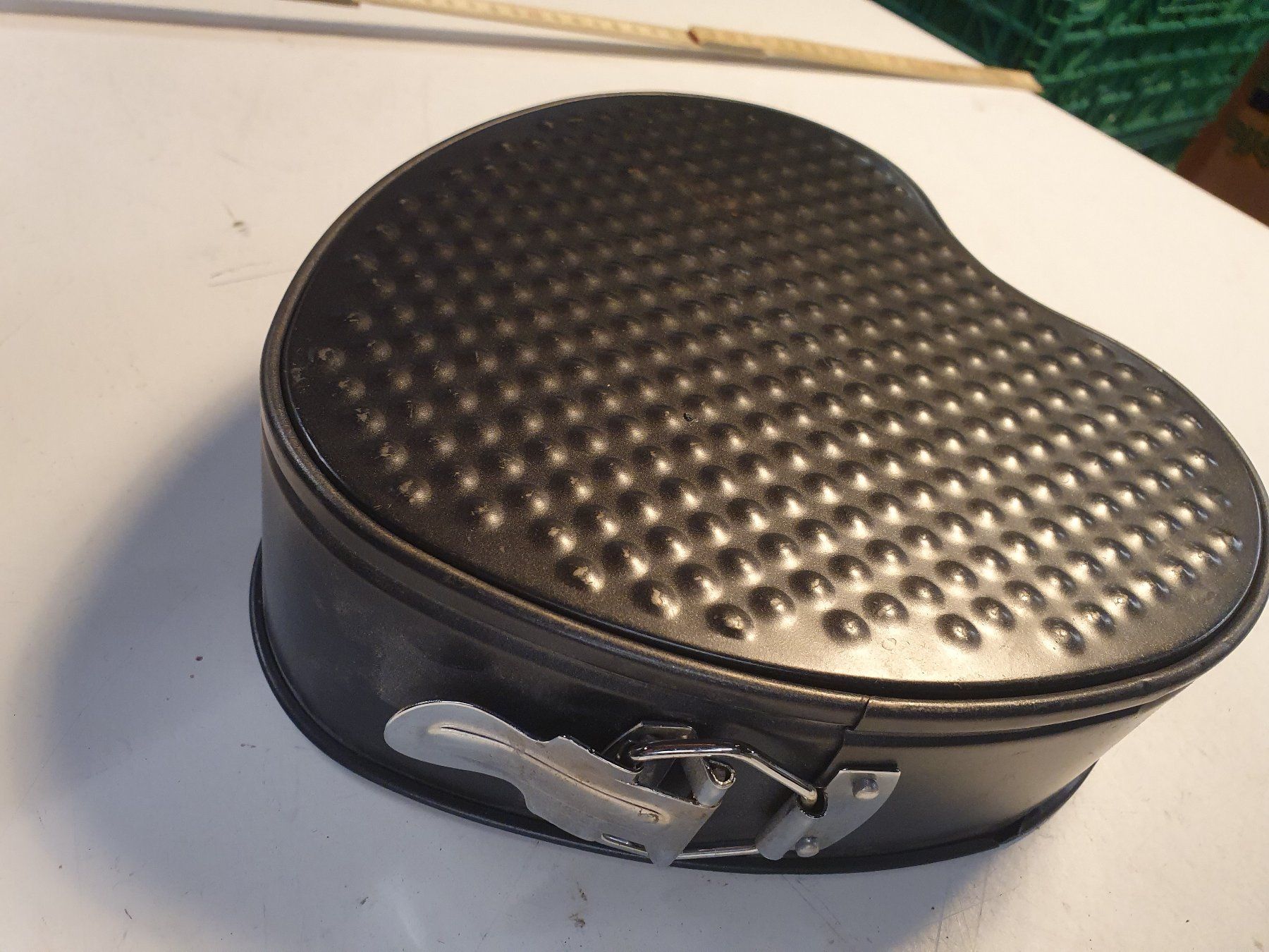 Moules à gâteaux: Backform Herzförmig 20 cm – D'occasion à Zürich par loosebone 2