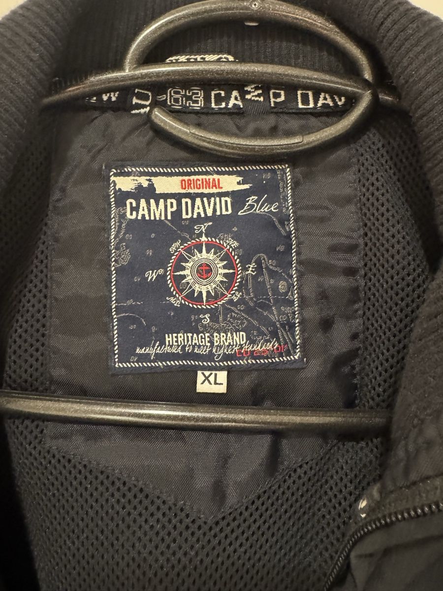 Camp David Jacken: Camp David Jacke schwarz – Gebraucht aus Galgenen von Miwik 2
