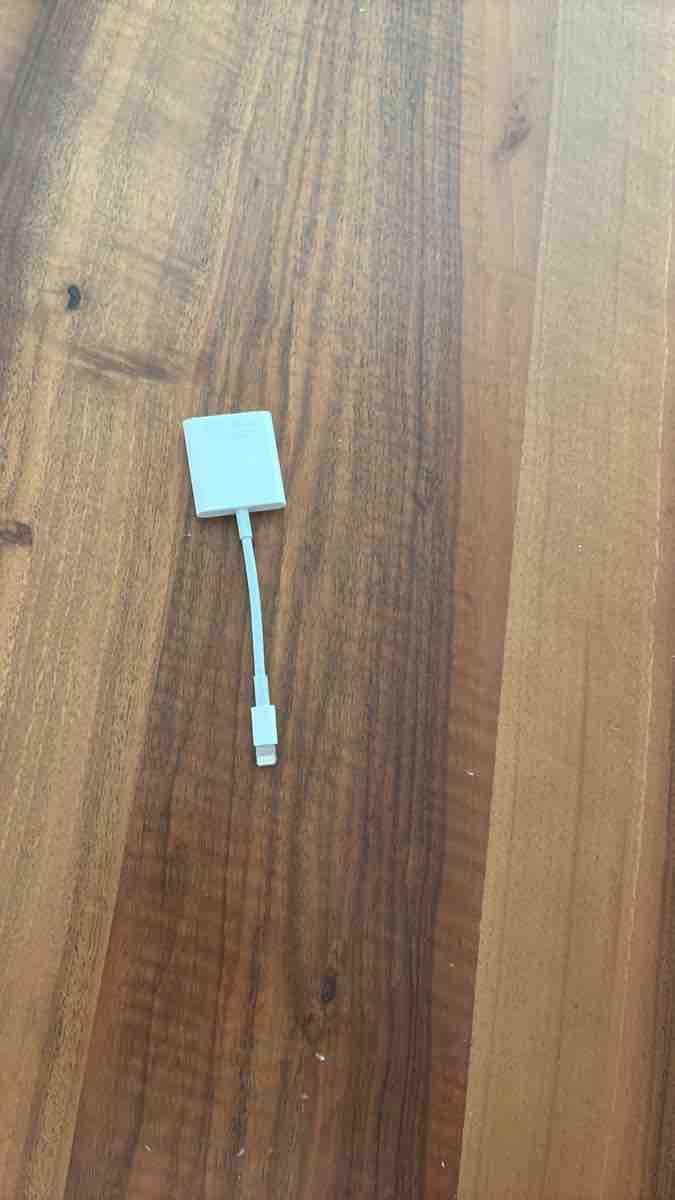 Apple Kartenlesegeräte: Apple Lightning auf SD Kartenleser Adapter weiss – Gebraucht aus Bettlach von Brissoni