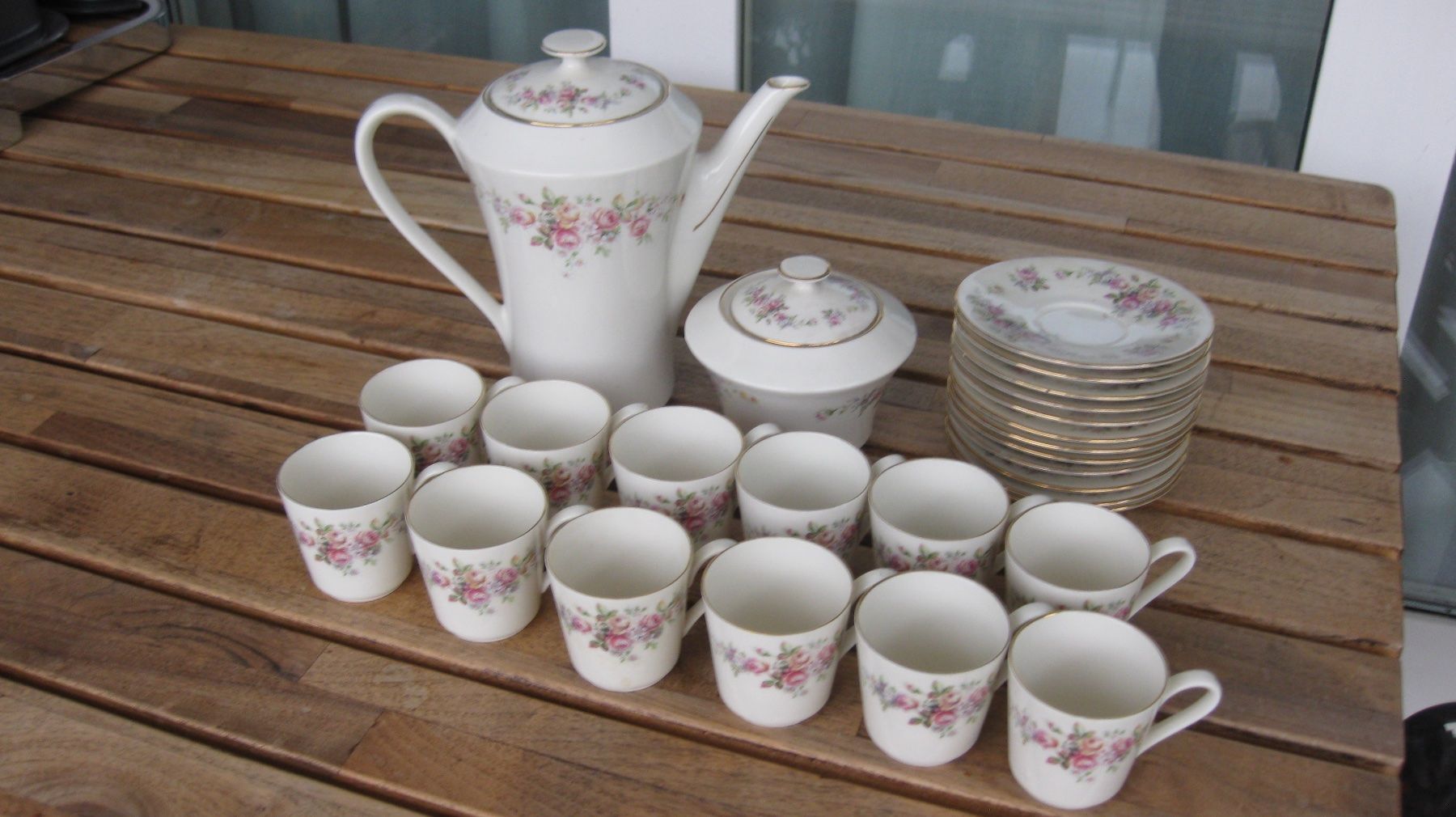 Set di piatti: Mokkaservice aus den 70.er – Usato da Nussbaumen AG venduto da Daddy5