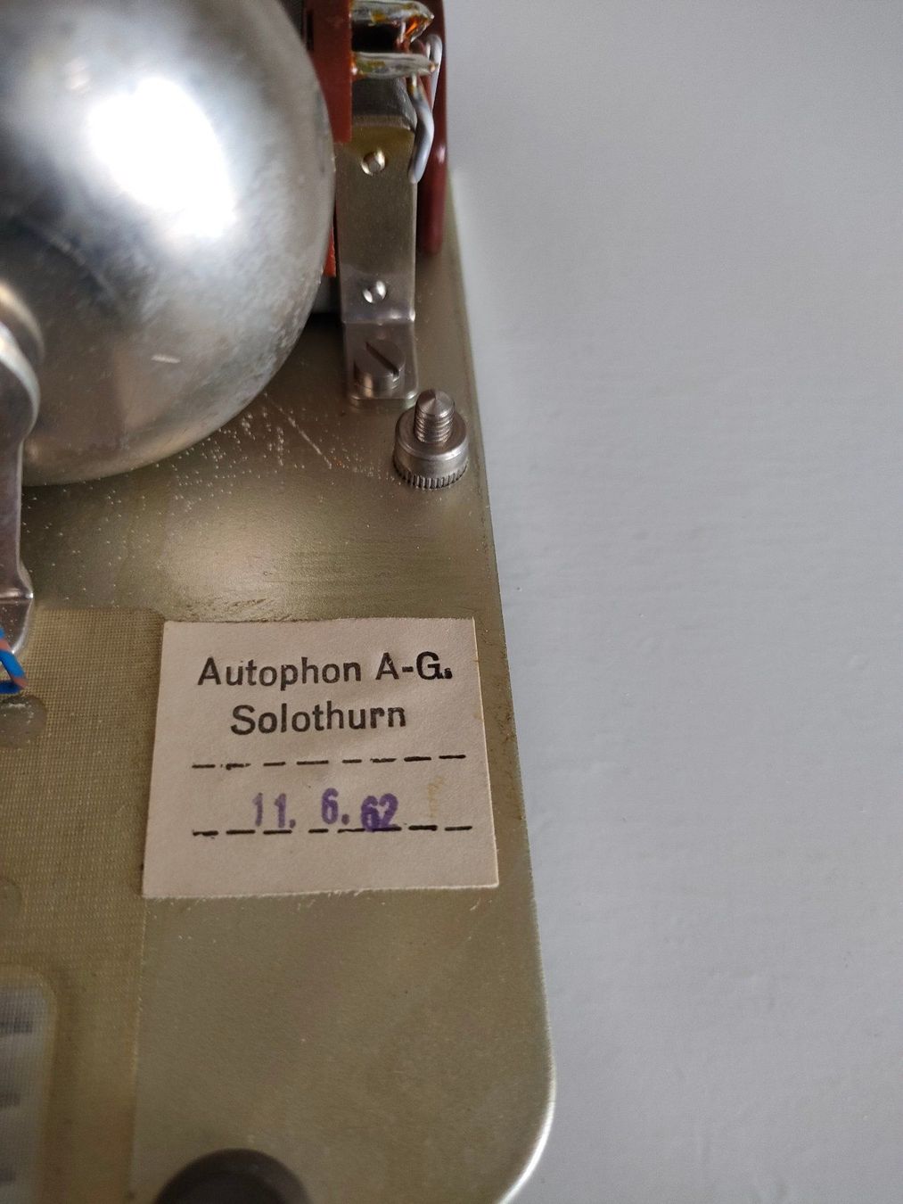 Telefoni: Dekoratives Schweizer Telefon mit Erd-Taste schwarz – Usato da Dietikon venduto da Branquinha1981 7