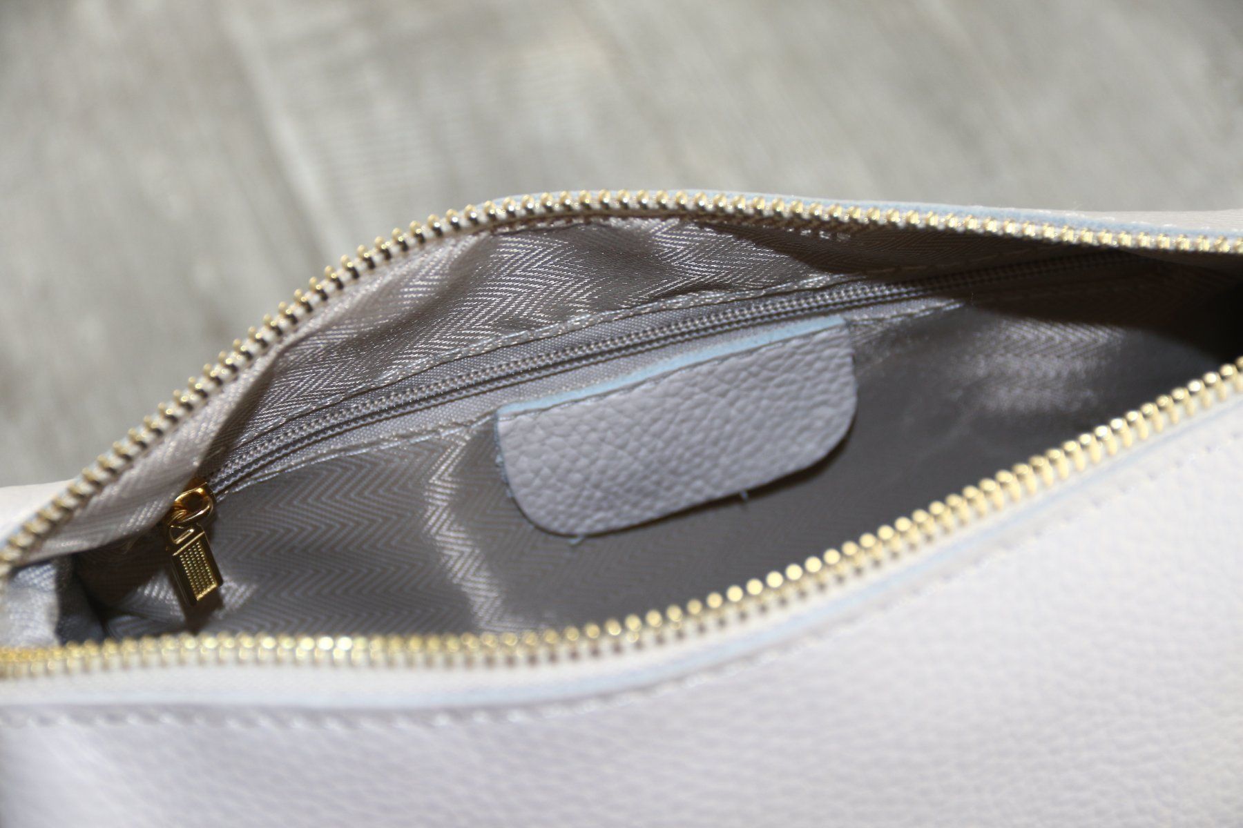 Taschen für Damen: Neue mega schöne echt Ledertasche – Neu (gemäss Beschreibung) aus Oberwil-Lieli von Svetlana28 6