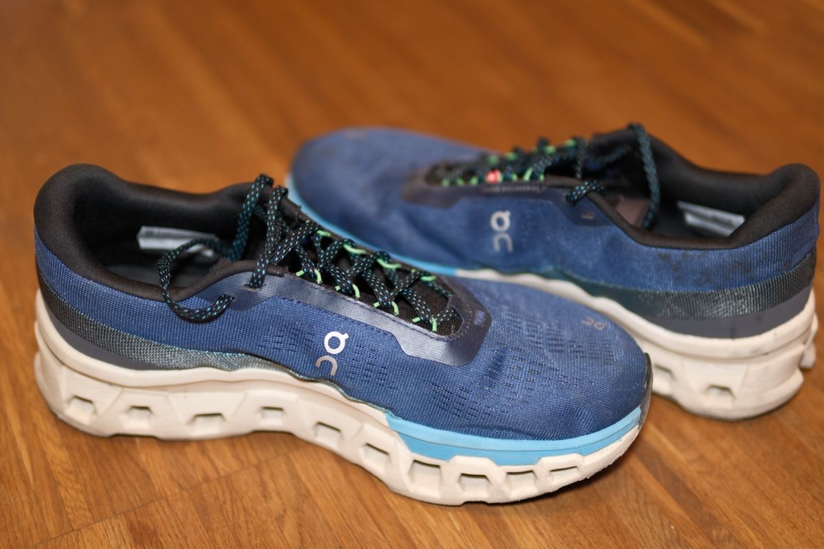 On Chaussures hommes: ON Running Schuhe 44.5 – D'occasion à Zürich par Fapara 1