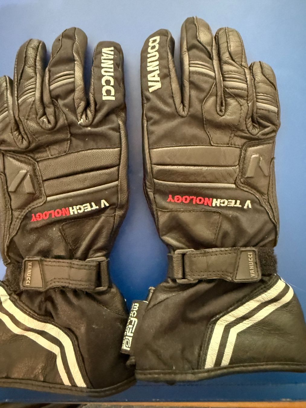 Guanti & manicotti: Motorrad Damen Handschuhe – Usato da Benken SG venduto da Raimond61