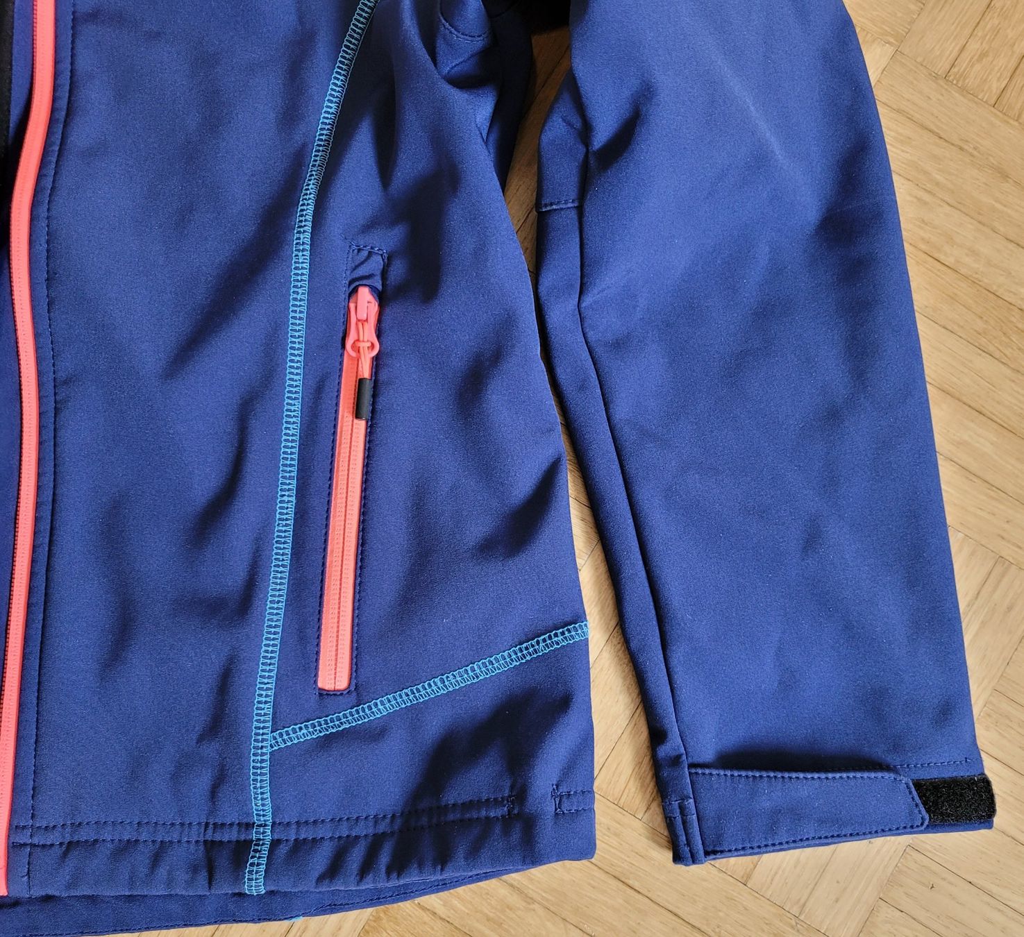 Icepeak Giacche & Cappotti: schöne, neuwertige Softshelljacke von Icepeak - Gr.152 – Nuovo (secondo la descrizione) da Wangen b. Olten venduto da lemonflower 7