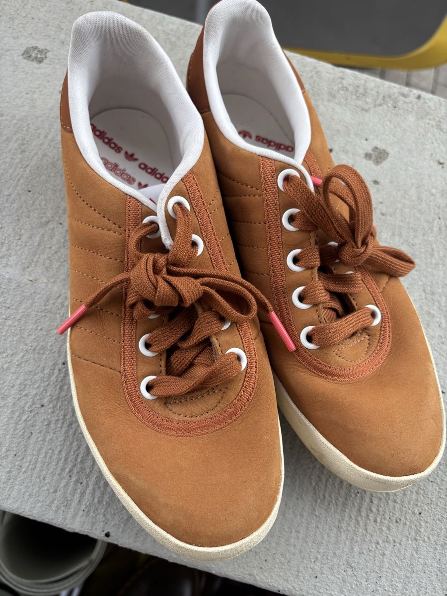 Adidas Scarpe da donna: Sneaker gr.36 Adidas – Usato da Zug venduto da Biki72 1