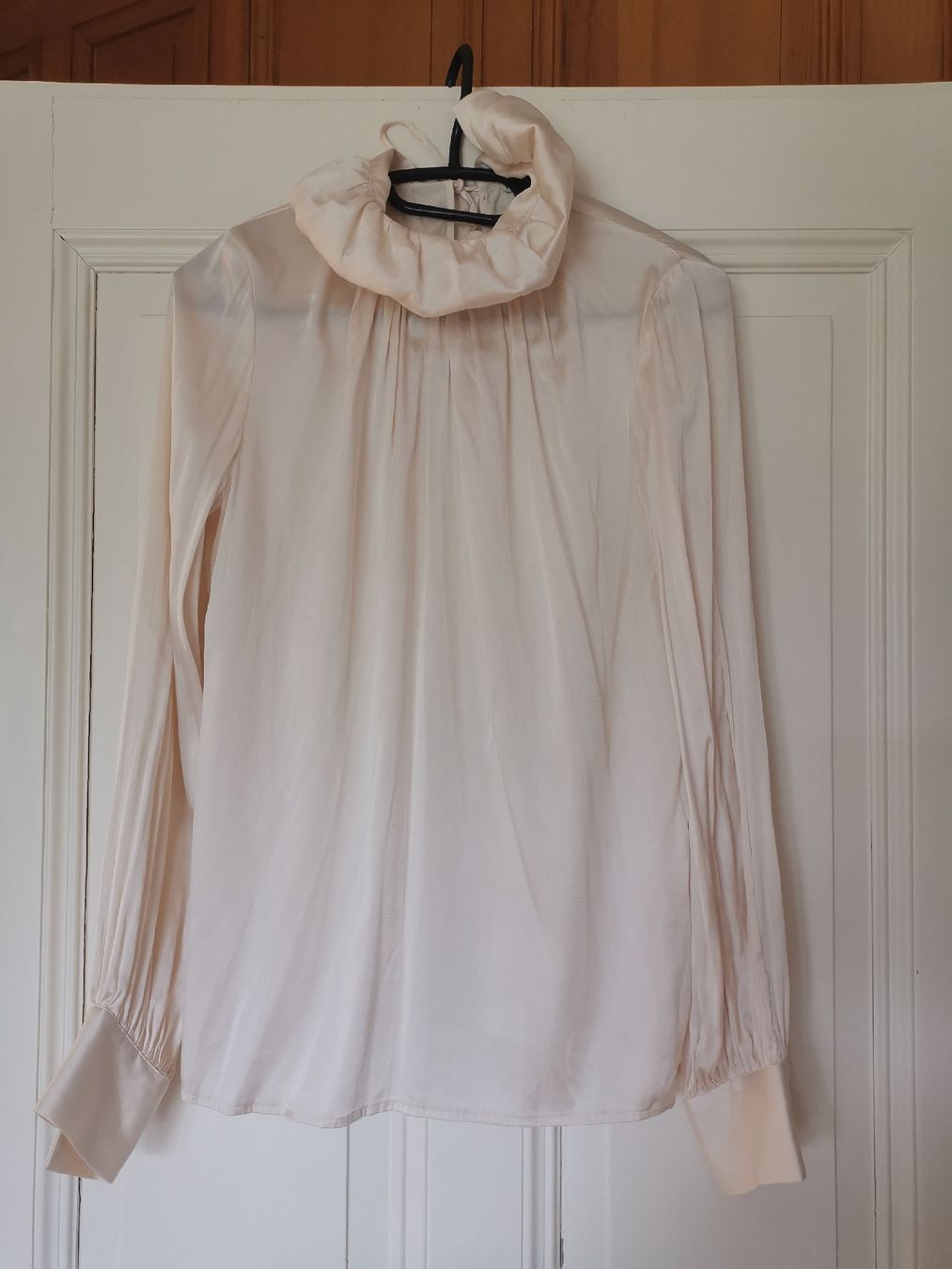 Camicette: Blubianco, Milano, Seidenbluse  – Usato da Uerikon venduto da pink_flamingo