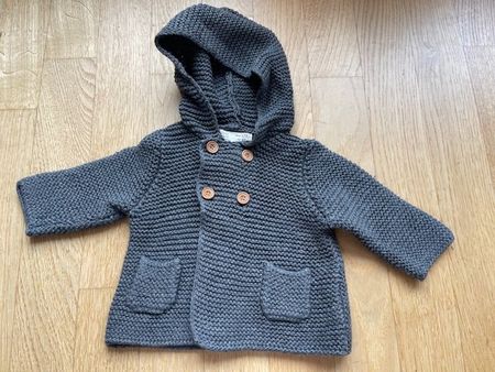 ZARA Mini Baby Strickjacke Gr. 62 cm (1-3 Monate)