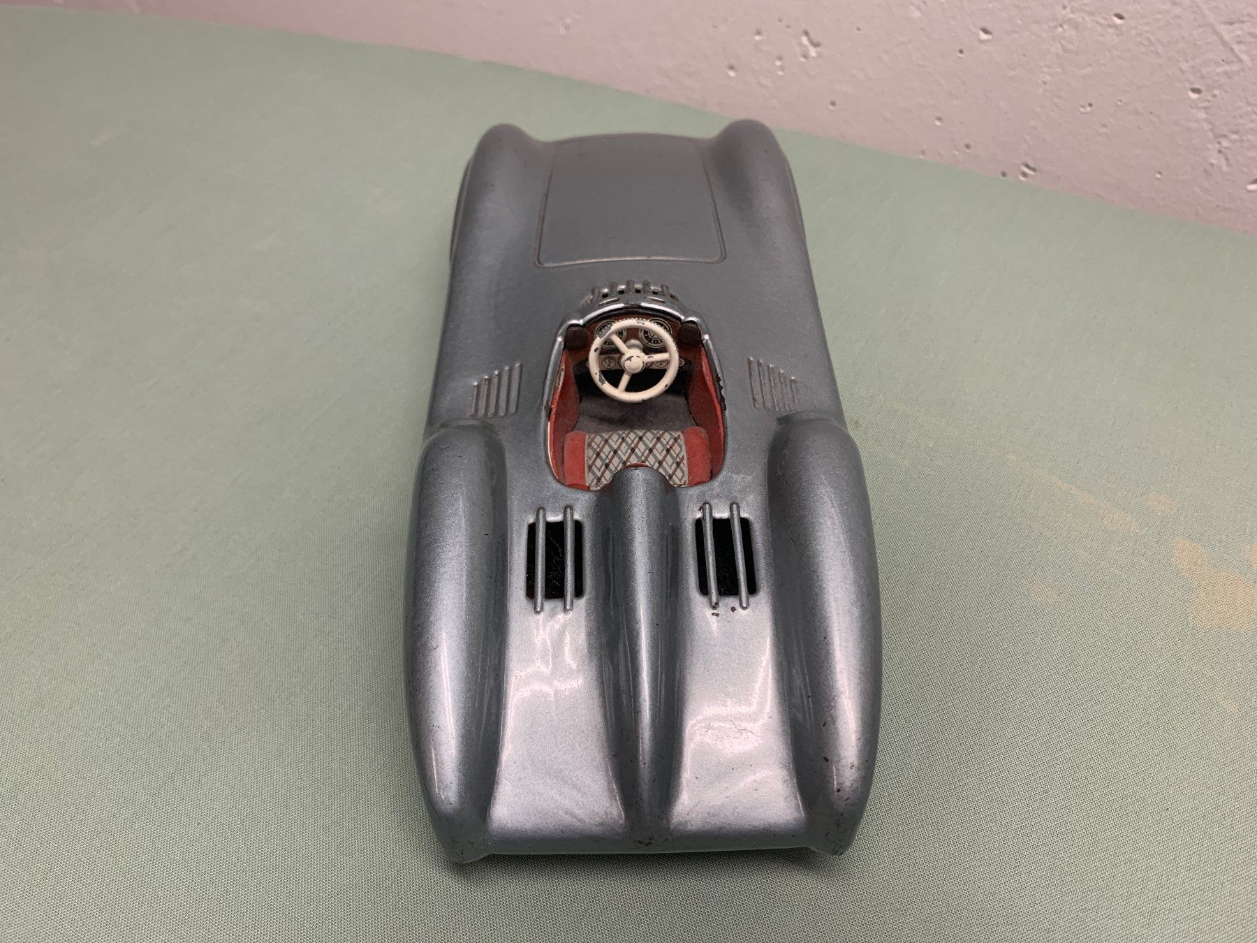 Mercedes-Benz Modellini d'auto: Mercedes W196, altes Blechmodellauto – Usato da Neftenbach venduto da epb_6y5g 3
