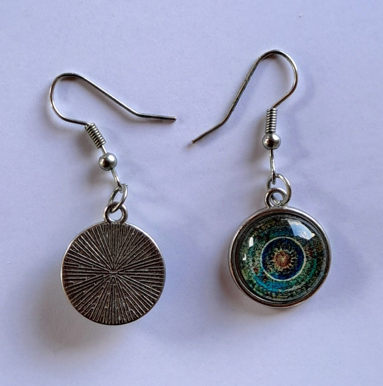 Orecchini pendenti & Orecchini a lobo: Ohrhänger Mandala Muster silberfarben im Boho Stil – Usato da Gampel venduto da hil_q526 2