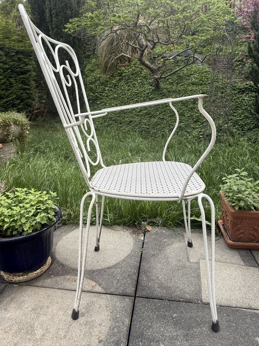 Set di tavolo e panche: Gartentisch mit 4 Stühlen – Usato da Chur venduto da pet_q7kd 2