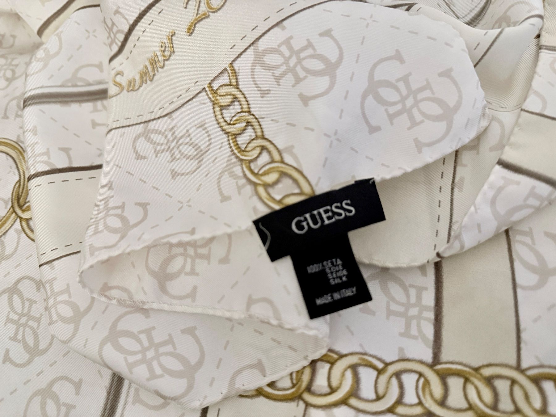 Guess Foulard & Sciarpe: GUESS Seidetuch – Usato da Genève venduto da mar_g5r2 2