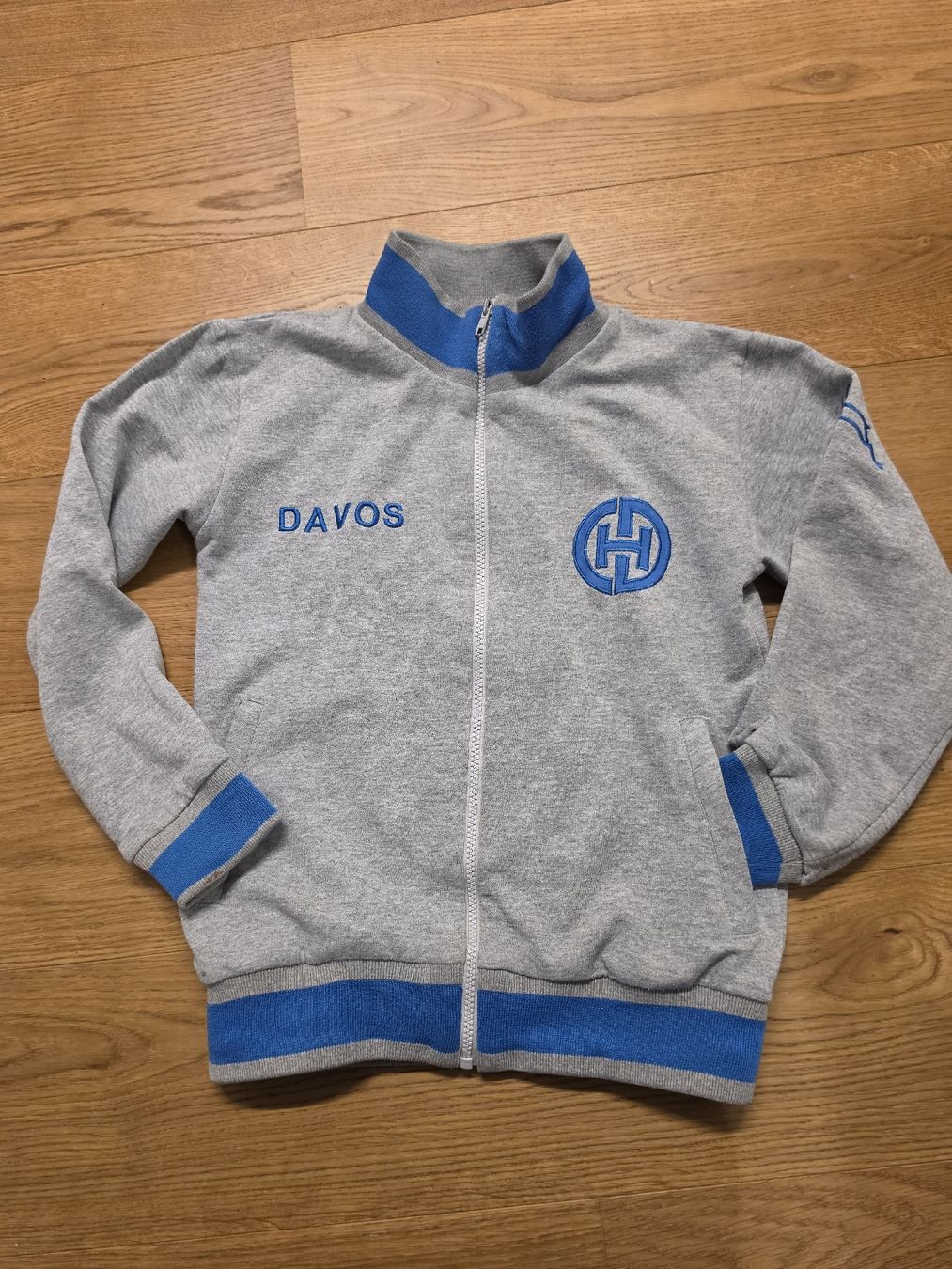 Jacken & Mäntel: HCD Jacke Gr. 128 – Gebraucht aus Davos-Dorf von Bpelikan
