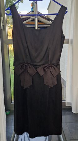 Abito nero Kathleen Madden, elegante con fiocchi!