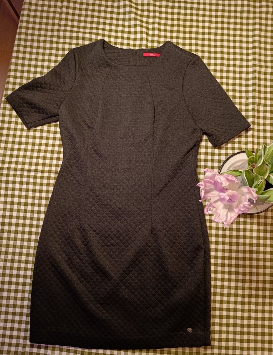 S.Oliver Vestiti: S.Oliver schwarzes Kurzarmkleid Gr. M – Usato da Zürich venduto da Atelier.Second