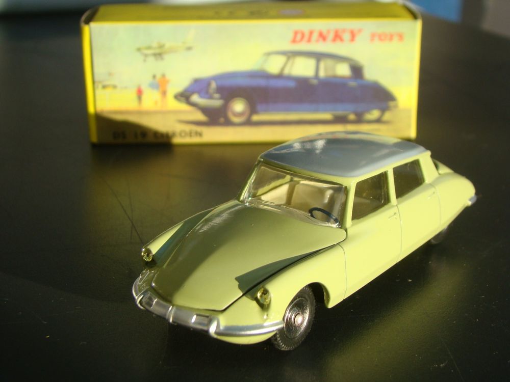 Dinky Toys Citroën DS 23 – 1:43, N°530, Rouge Rubis, Boîte D'origine, MINT