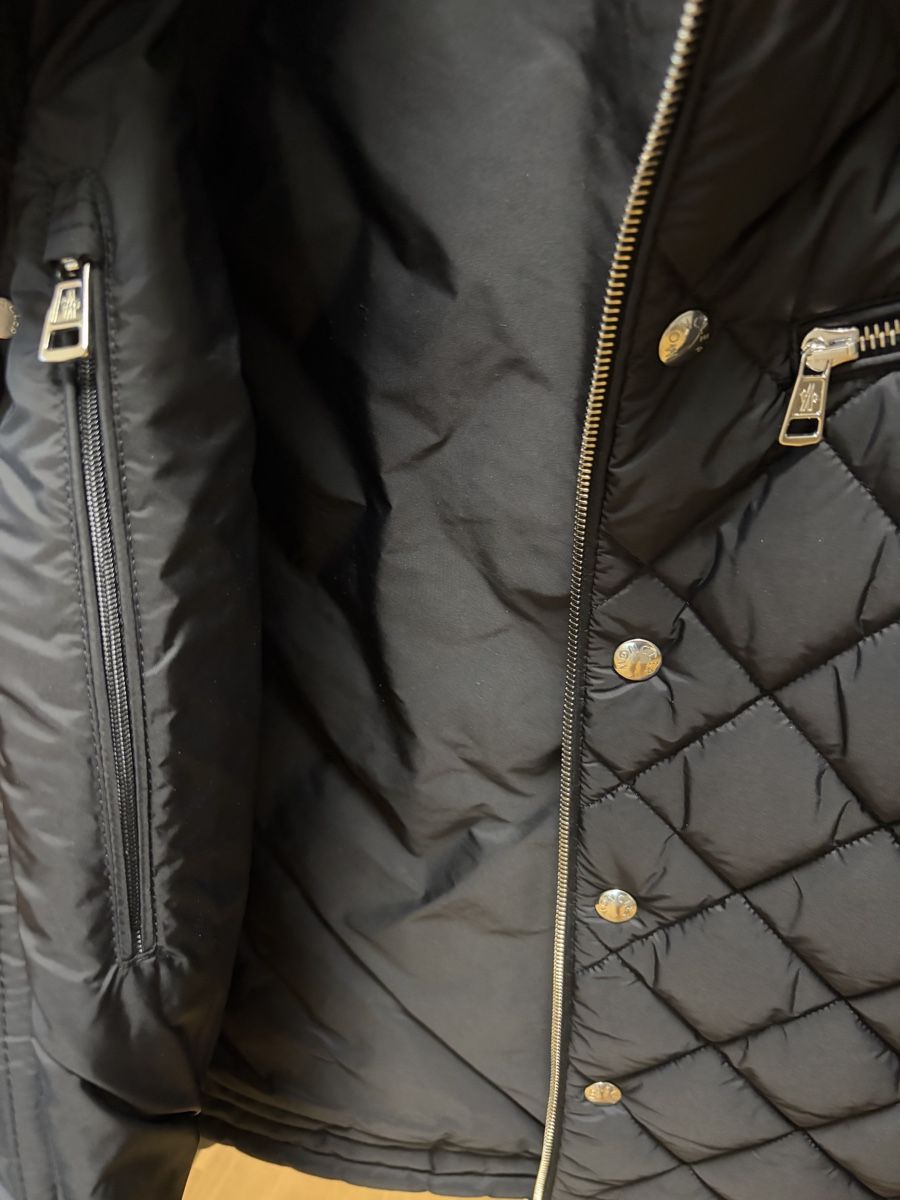 Moncler Giacche: Moncler Vulpie short down jacket  Size 3  Color : black – Nuovo e nell'imballaggio originale da Zermatt venduto da add_c7sr 3