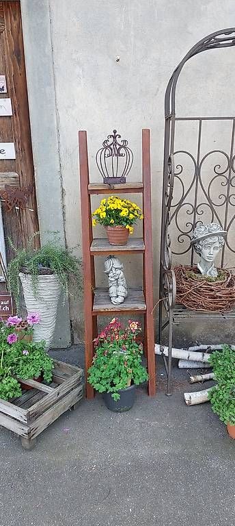 Regale: Regal aus Metall und Altholz – Gebraucht aus Mauensee von Priska7896