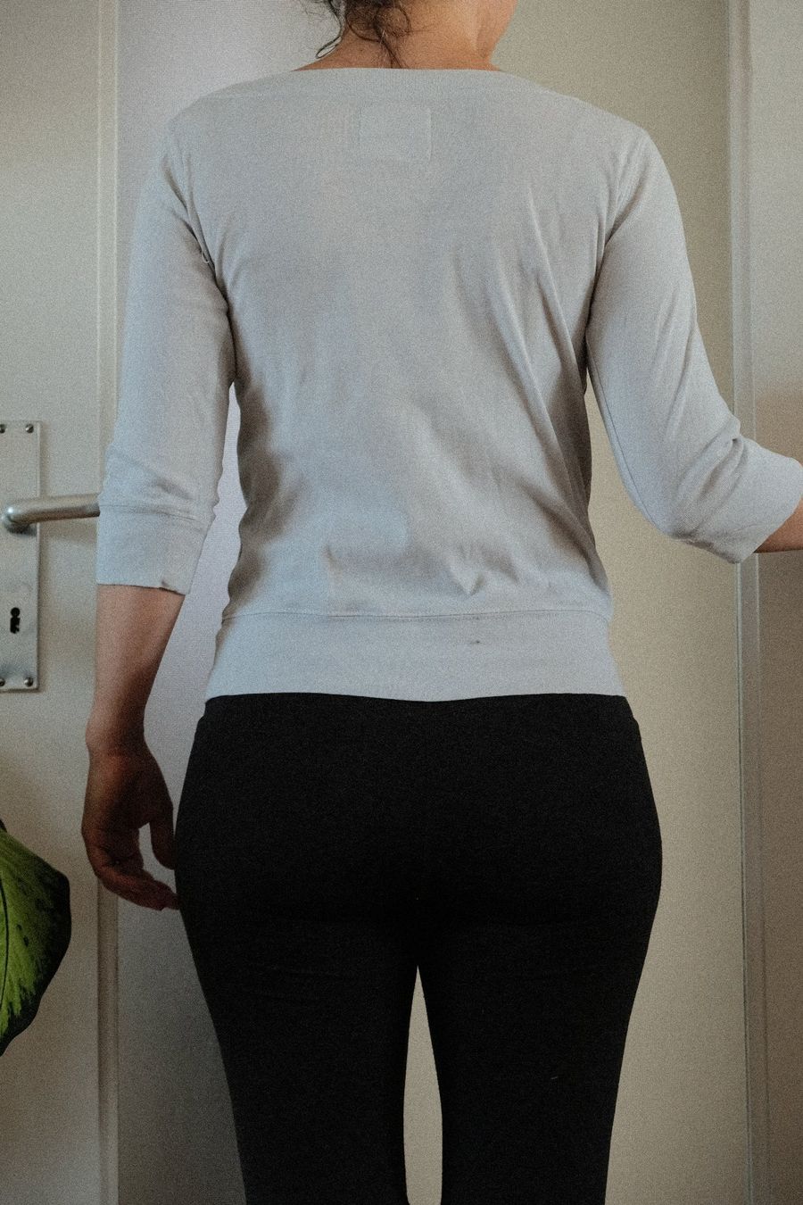 Pullover & Sweatshirts: Damen Pullover weiss/hellgrau Grösse 36 100% Baumwolle – Gebraucht aus Winterthur von nat_x9qc 1