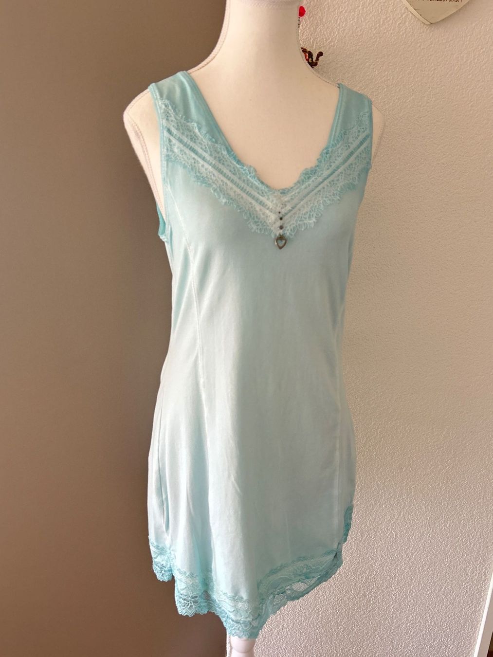 T-Shirts: Ärmelloses Shirt lang hellblau – Gebraucht aus Brunnen von Nala2929 1
