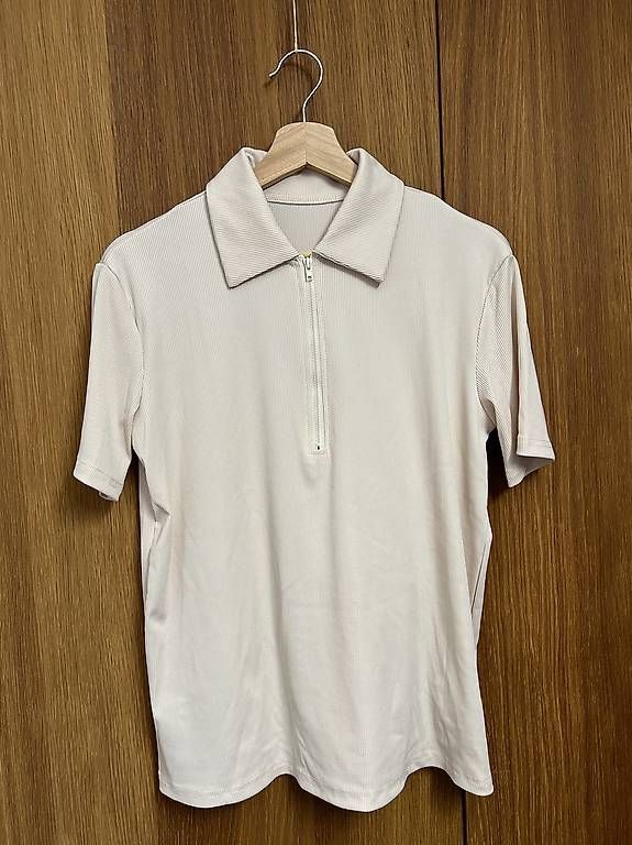 Shein T-shirt: weisses T-Shirt – Usato da Gais venduto da T_iziana