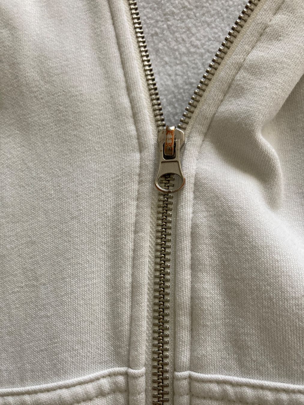 H&M Pullover & Sweatshirts: H&M Pull Sweat à capuche XL Blanc – Gebraucht aus Genthod von daz_world 2