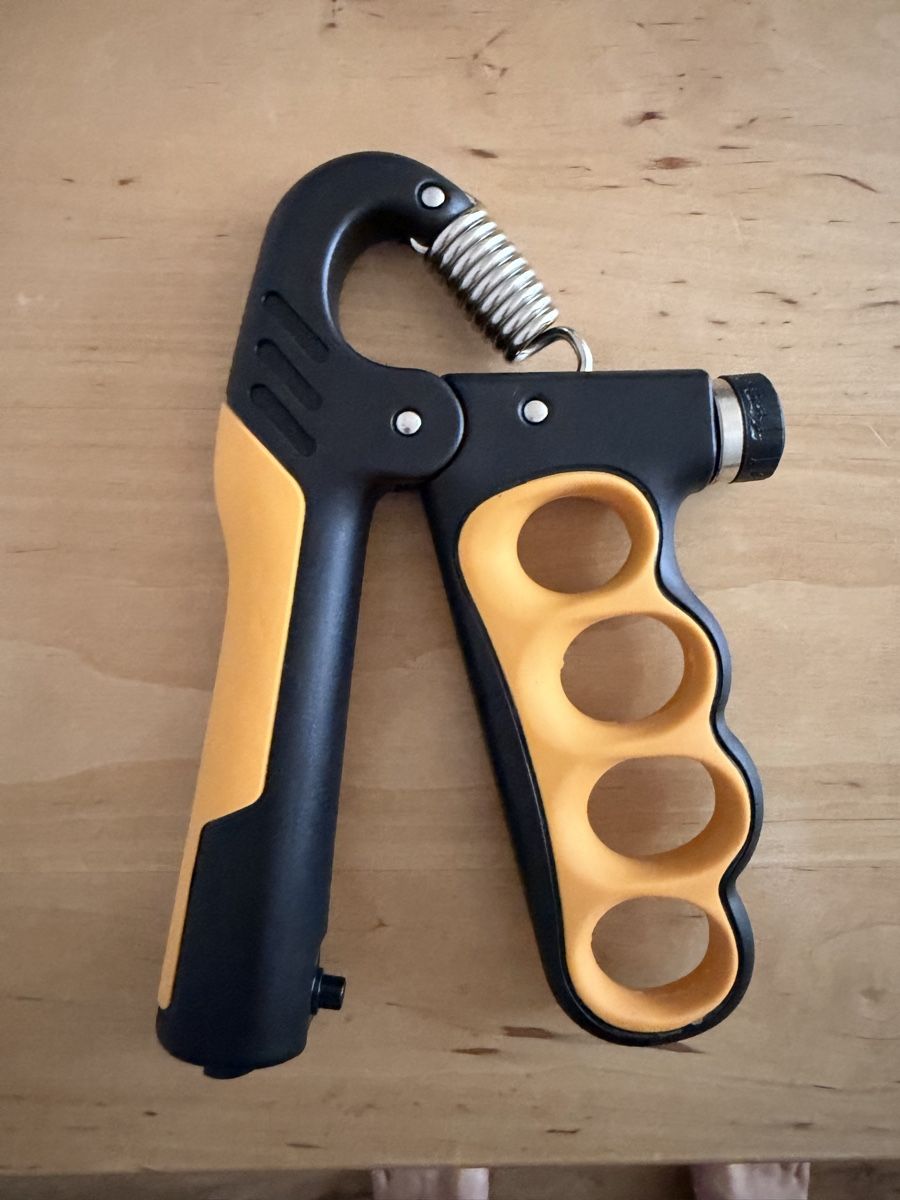 Vélos d'appartement: Poignée de musculation réglable 5 à 100 kg – D'occasion à Chézard-St-Martin par chr_vz22 1
