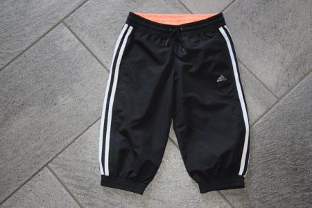 Mädchen Adidas 2/3 Sport Hosen gr. 128 (7-8 J.)