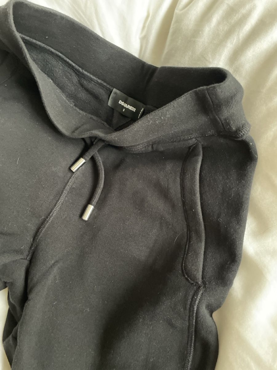 Dsquared2 Hosen: Dsquared Jogging Hose – Gebraucht aus Zunzgen von mel_y6w2 1