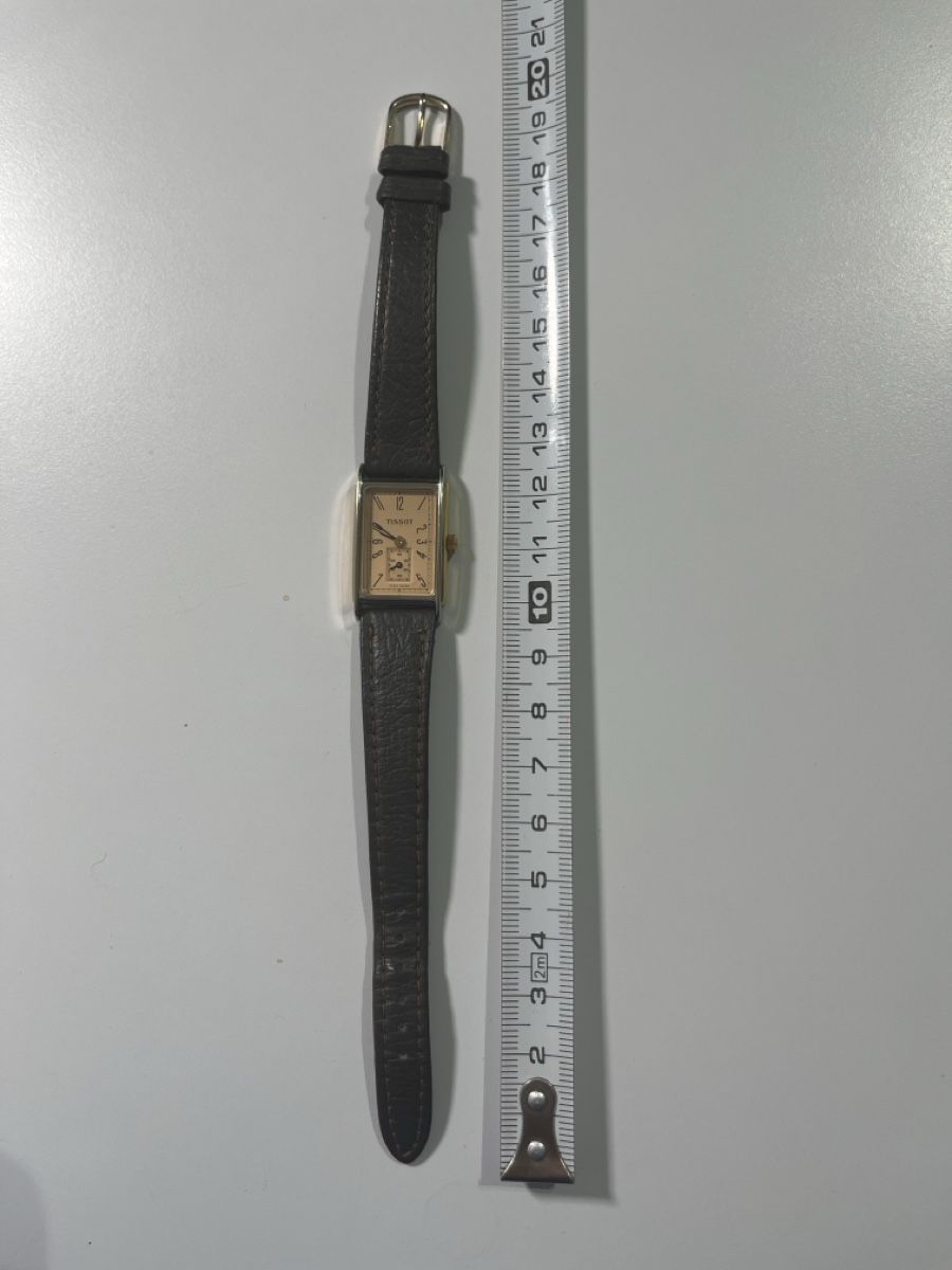 Tissot Uhren: Tissot A222 Quartz Vintage – Gebraucht aus Kriens von Guggach