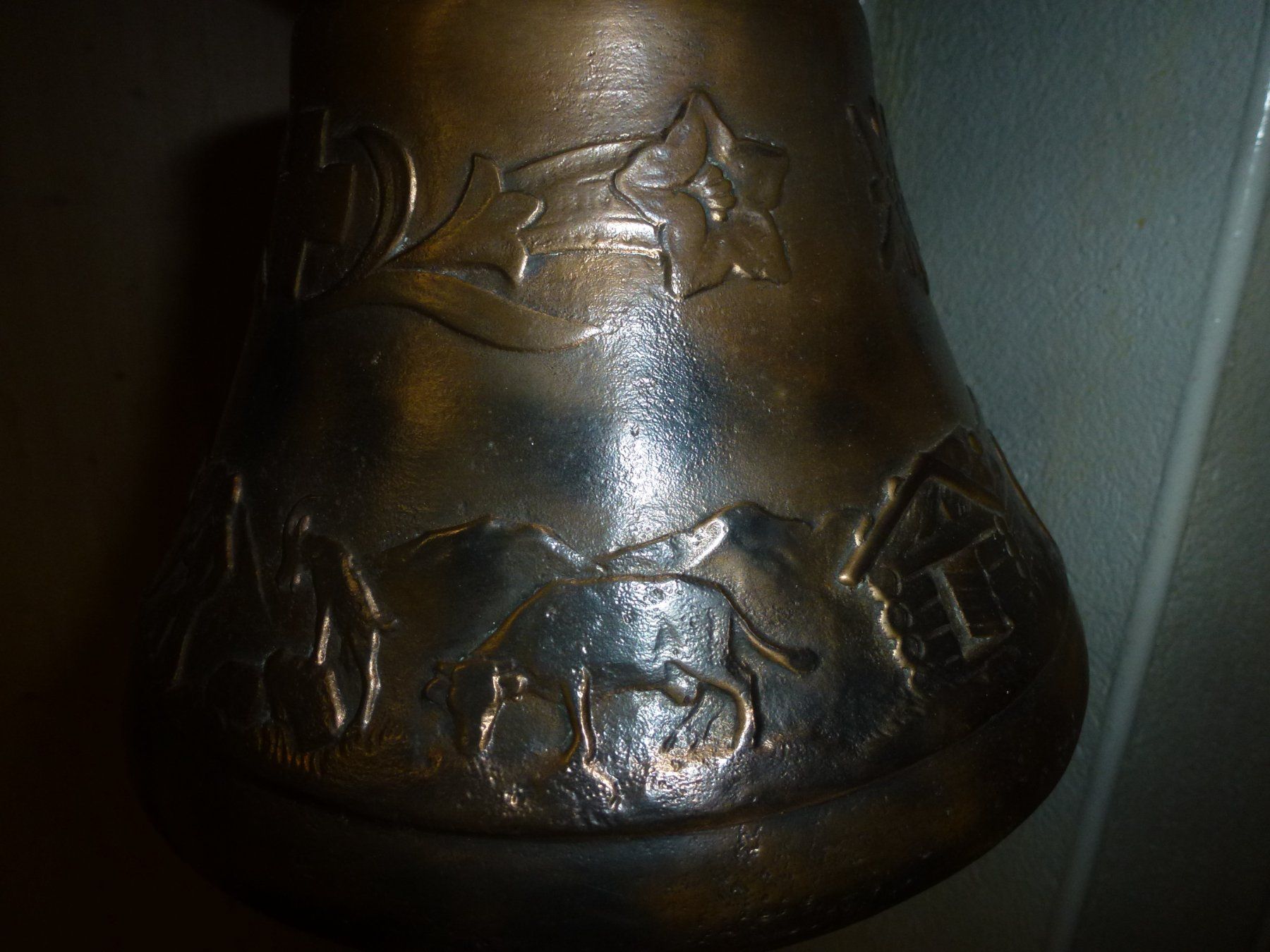 Campanacci mucche: Super schöne Glocke – Usato da Bürglen UR venduto da daisyxy5 6