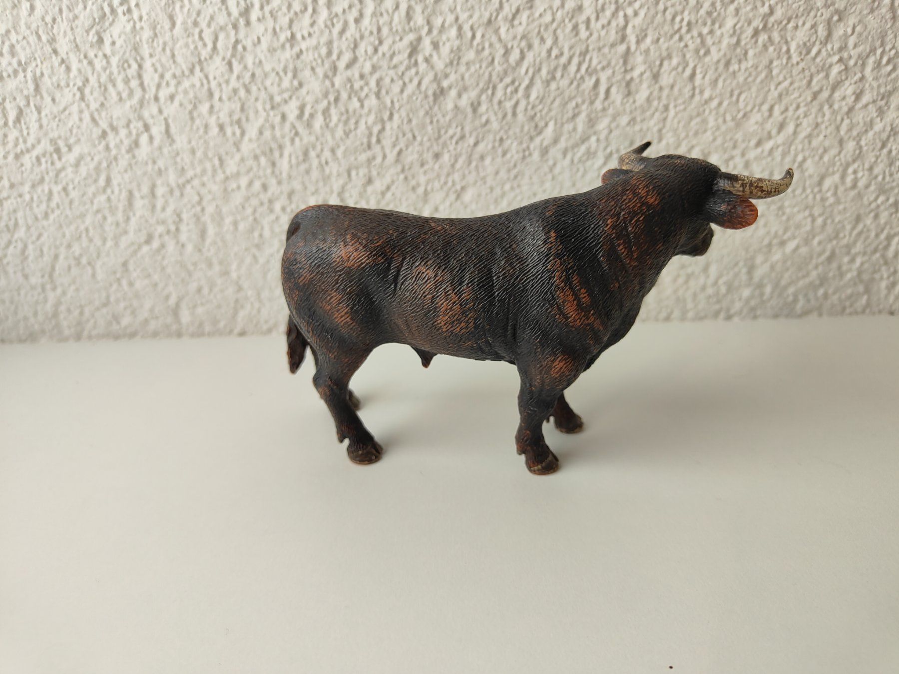 Schleich Statuette: Schleich Schwarzer Stier Kühe Kuh – Usato da Thalwil venduto da FigurenFreunde 1