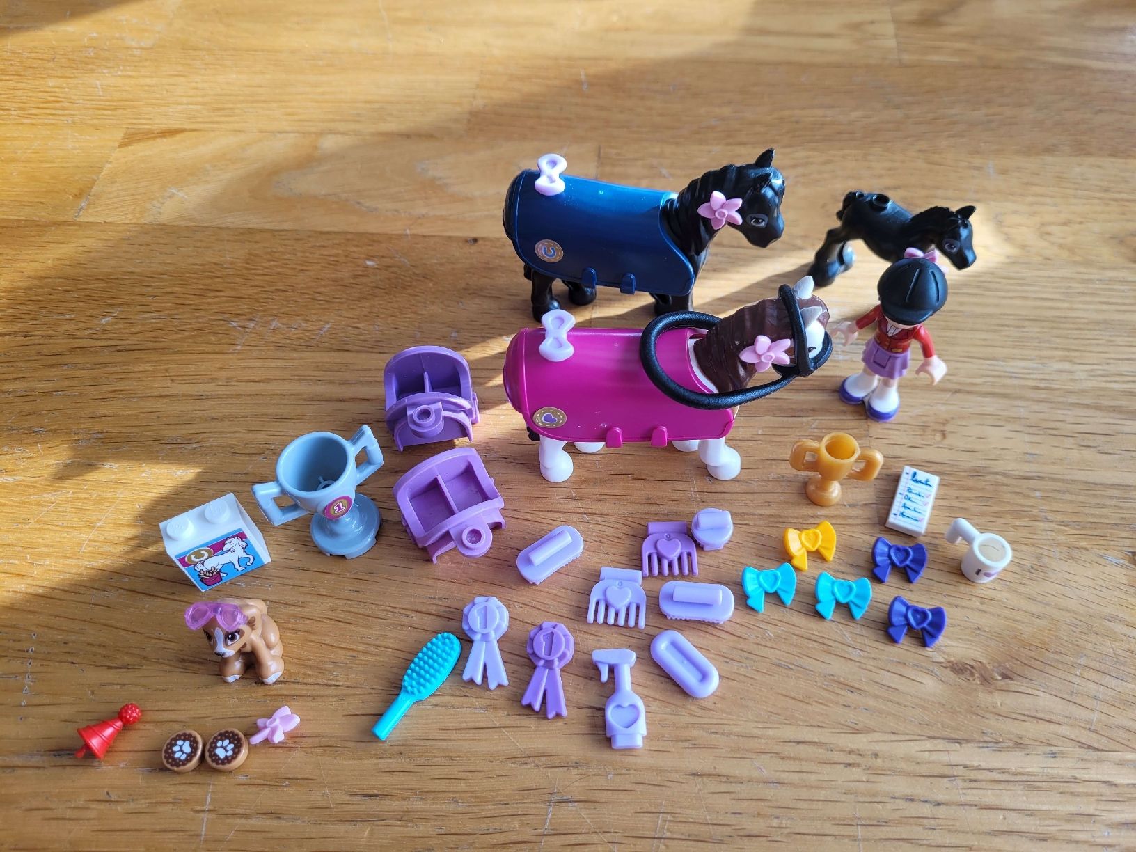 Lego Kit di costruzioni: Lego Friends lot chevaux – Usato da Alle venduto da Fransiluni