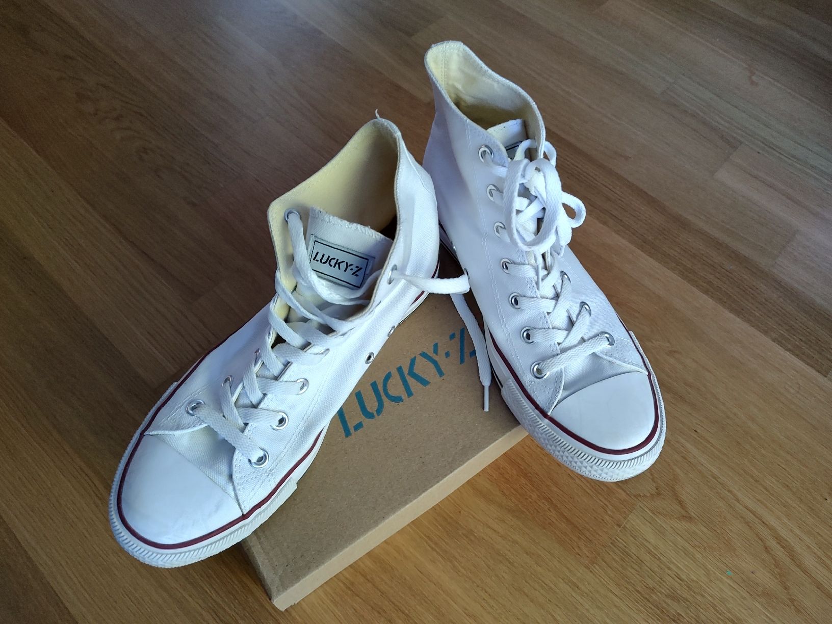 Scarpe da uomo: Lucky-Z Sneaker Grösse 42 – Usato da Basel venduto da theoutlawman