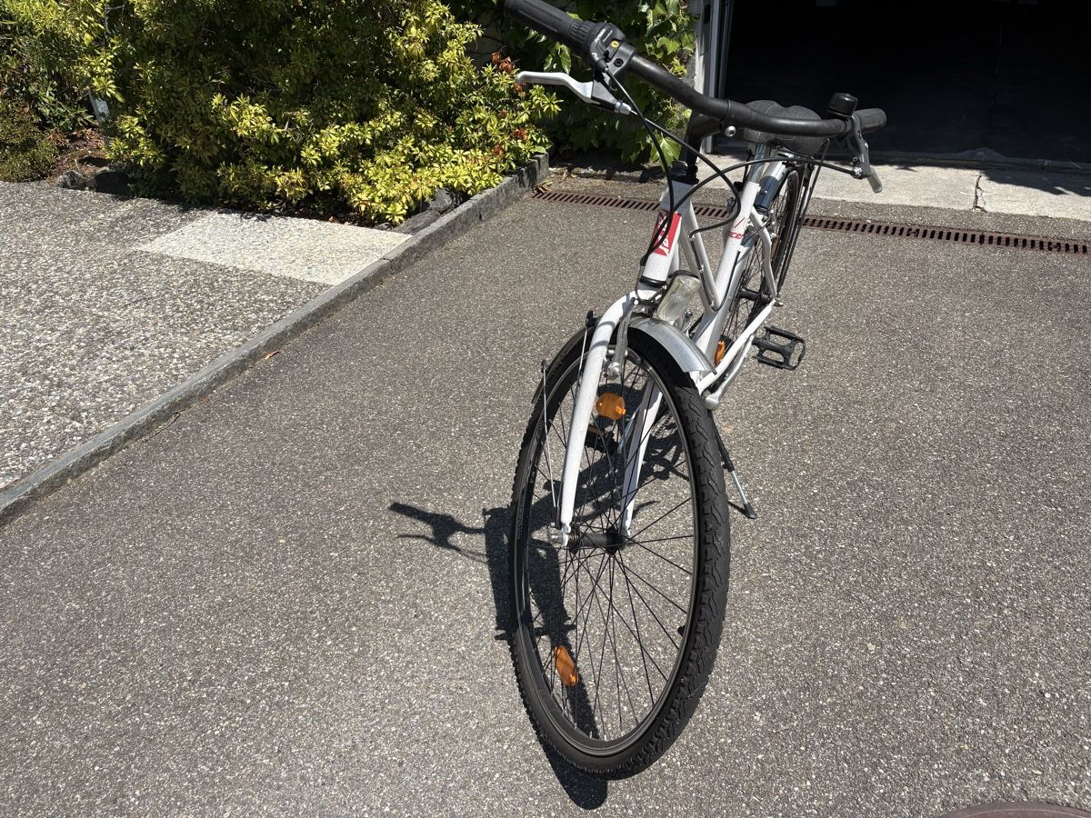 Velos: Damenvelo – Neu (gemäss Beschreibung) aus Horgen von aki_znw5 3