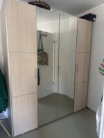 Grosser Kleiderschrank mit 2 Spiegeltüren – 195 × 205 cm